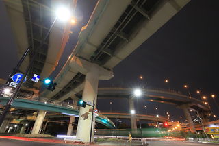 辰巳ジャンクションの夜景スポット写真（2）class=
