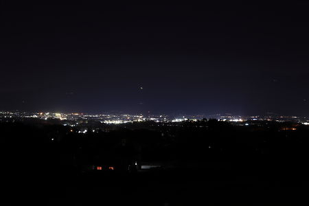 やまゆりパークの夜景スポット写真（2）class=