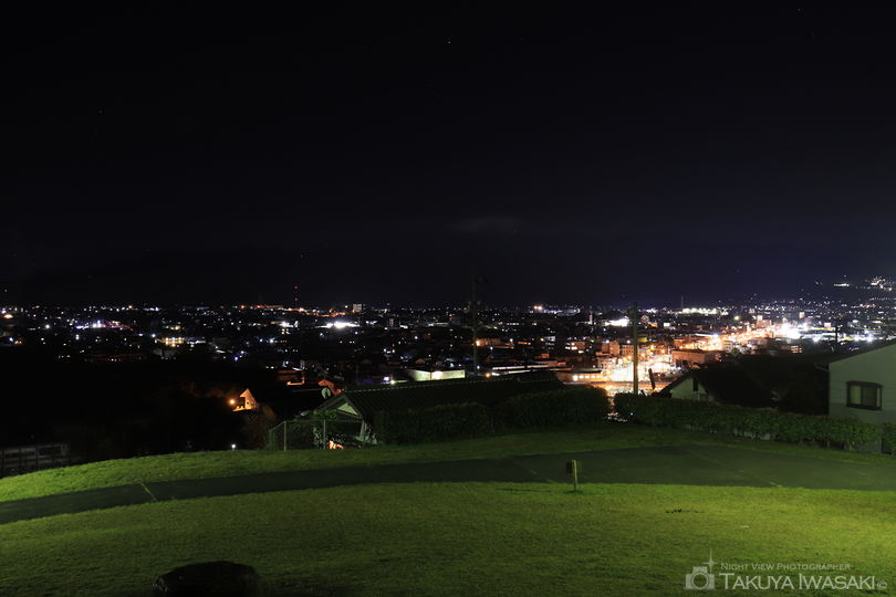 玄藩山公園　見晴らしの丘展望台の夜景スポット写真（1）