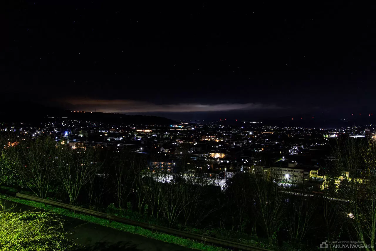 玄藩山公園 見晴らしの丘展望台の夜景（長野県上田市）