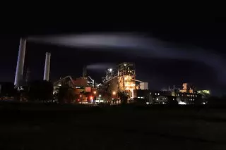 上刈（明星セメント 糸魚川工場）の夜景