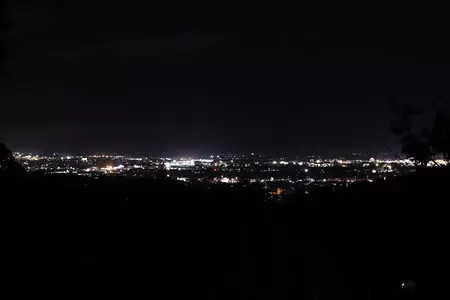 春日山神社の夜景