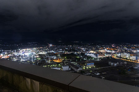 郡山市ふれあい科学館　展望ロビーの夜景スポット写真（4）class=