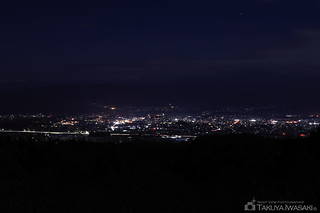 駒ヶ根市内の夜景を望む