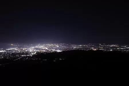 芥子坊主農村公園の夜景