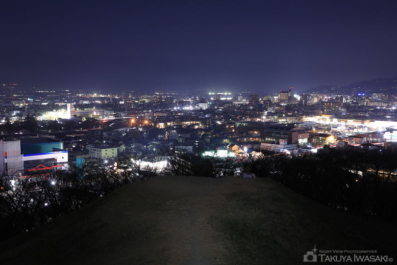 弘法山古墳の夜景スポット写真（4）