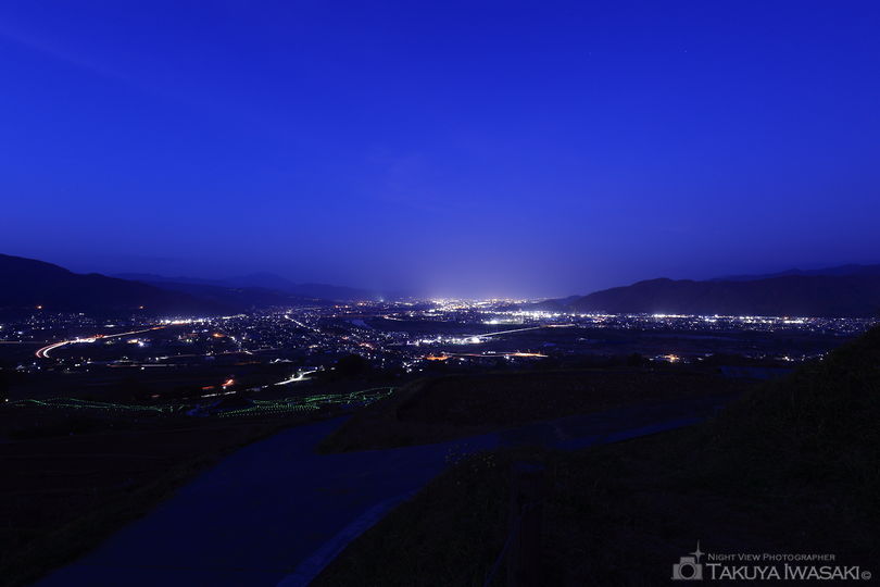 名月の里　東屋の夜景スポット写真（1）