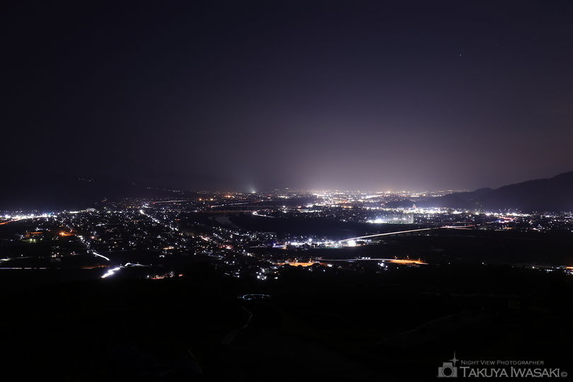 名月の里　頂上付近の夜景スポット写真（1）