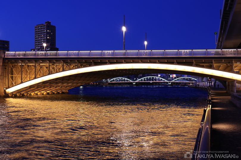 隅田川緑道公園　蔵前橋付近の夜景スポット写真（1）