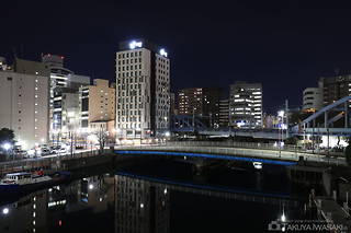 桜木町歩道橋の夜景スポット写真（2）class=