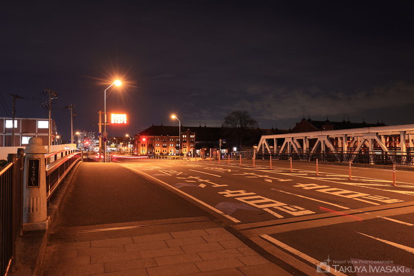 新港橋梁の夜景スポット写真（3）