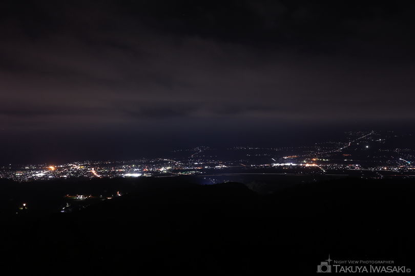魚沼スカイライン　六日町展望台の夜景スポット写真（2）