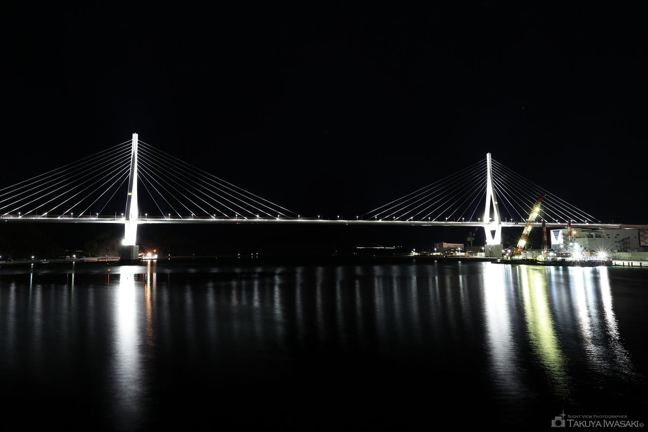 気仙沼湾横断橋展望スポットの夜景スポット写真（1）