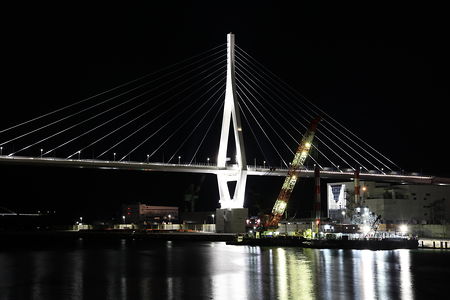 気仙沼湾横断橋展望スポットの夜景スポット写真（2）class=