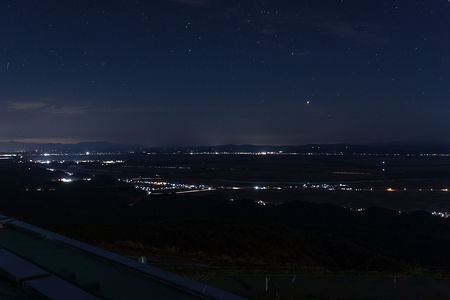 寒風山回転展望台・展望パークの夜景スポット写真（3）class=