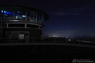 寒風山回転展望台・展望パークの夜景スポット写真（6）class=