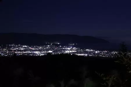 尾駮の牧（零羊崎神社）の夜景