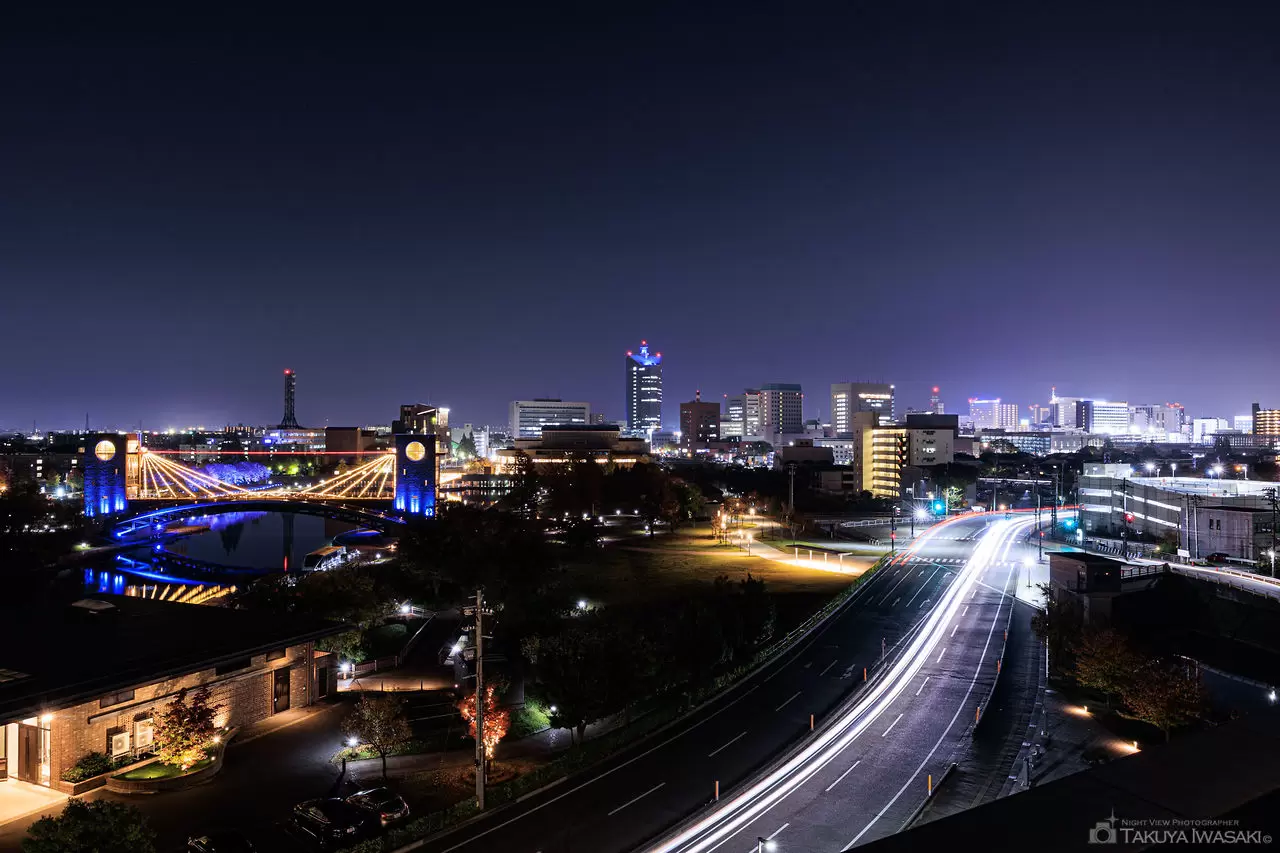 オノマトペの屋上・富山県美術館の夜景（富山県富山市）