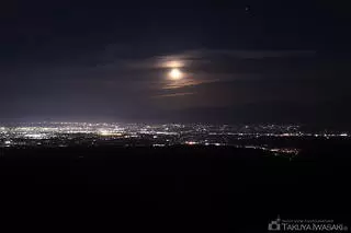 牛岳パノラマ展望台の夜景