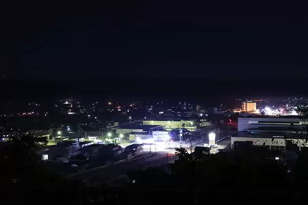 朝日山公園 見晴らしの丘 眺望ポイントの夜景