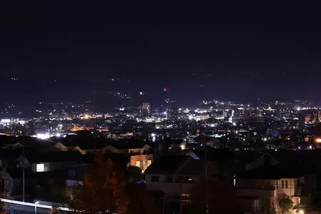 学園都市中央公園の夜景