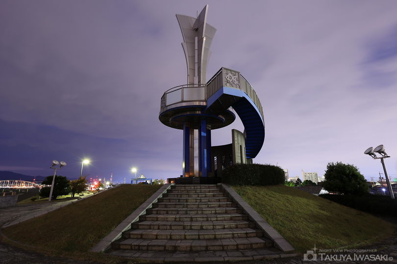 水郷の塔の夜景スポット写真（6）