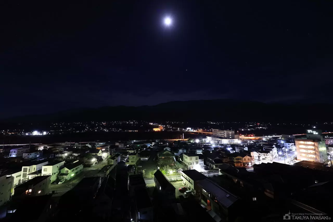 観音山公園・韮崎観音の夜景（山梨県韮崎市）