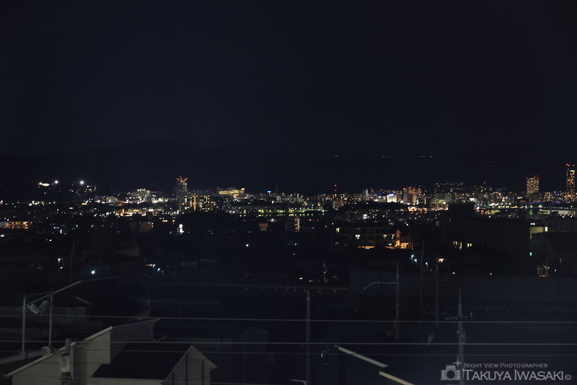 フォレオ大津一里山 新幹線展望テラスの夜景スポット写真（1）