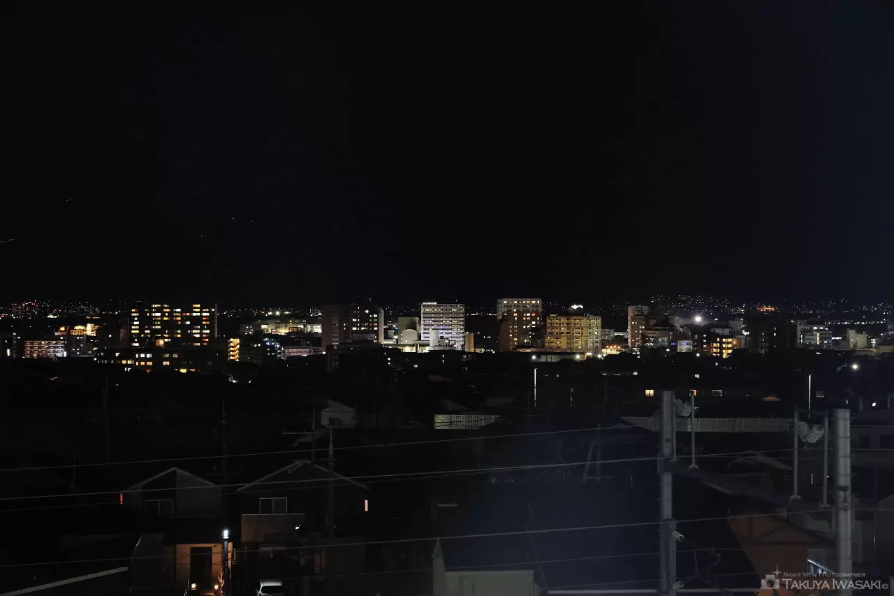 フォレオ大津一里山 新幹線展望テラスの夜景（滋賀県大津市）