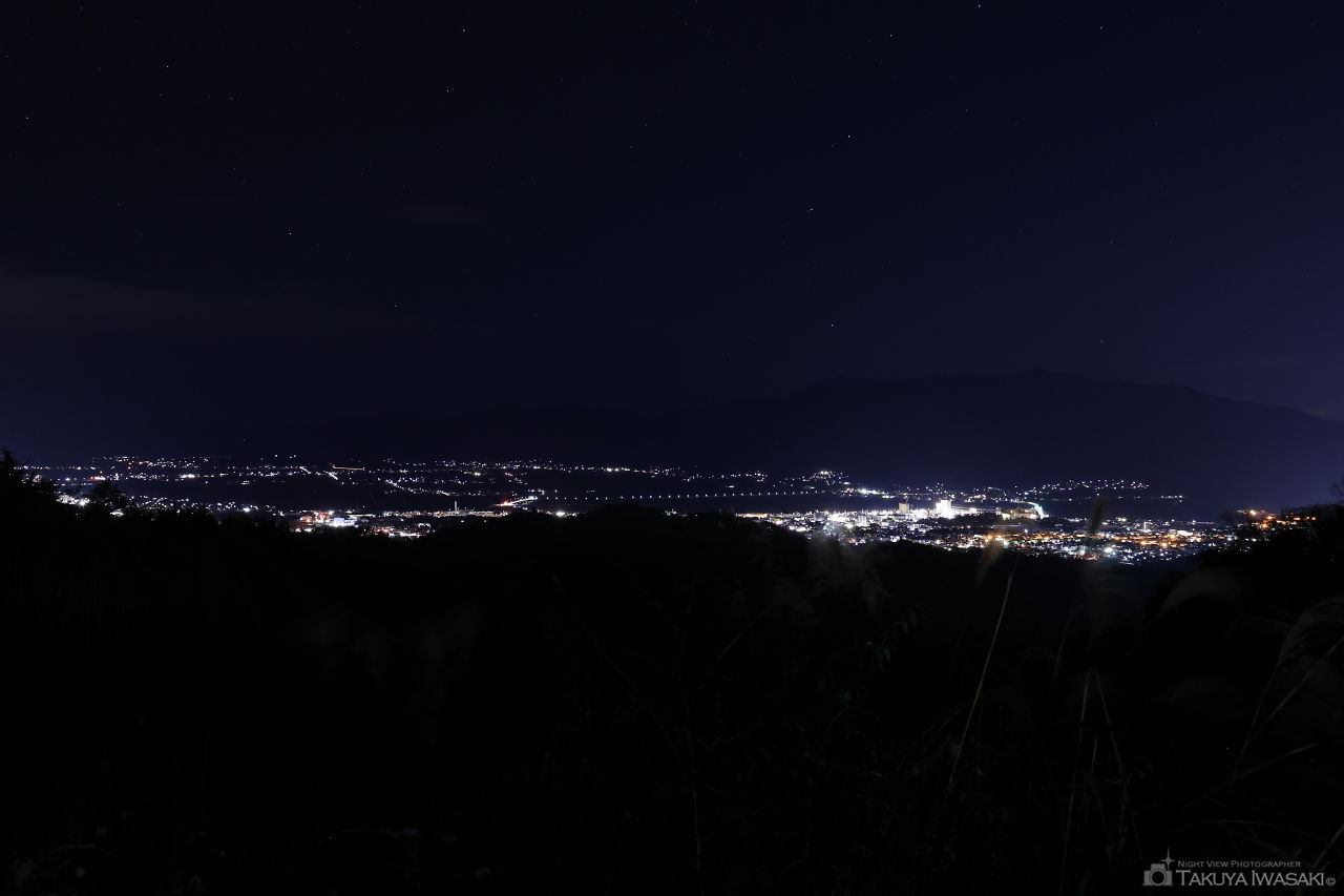 竜ヶ尾山中腹の夜景スポット写真（1）