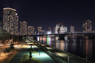 豊洲大橋（東側）の夜景スポット写真（2）class=