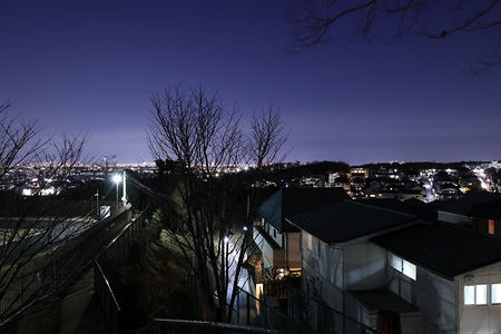 生田配水池　展望デッキの夜景スポット写真（3）class=