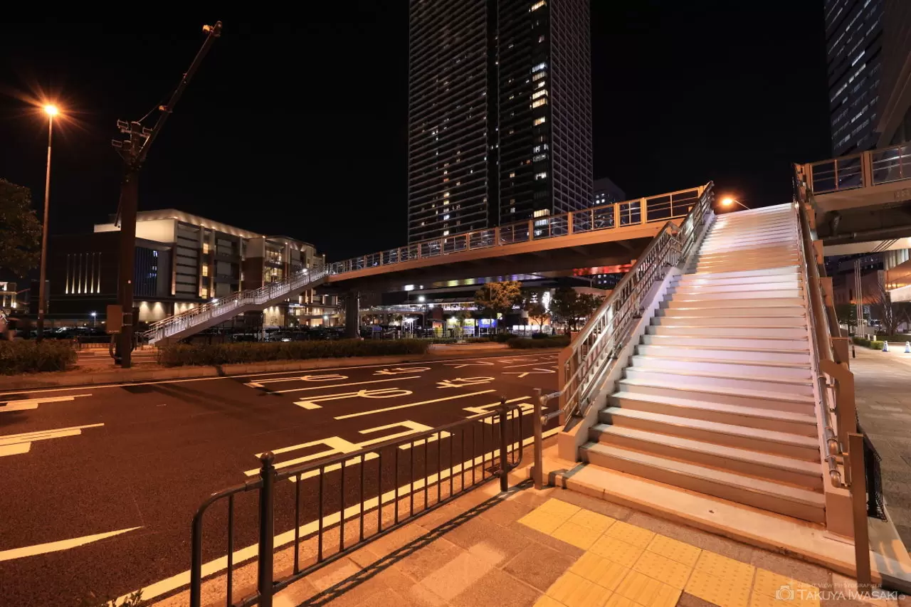 北仲クロスデッキの夜景（神奈川県横浜市中区）