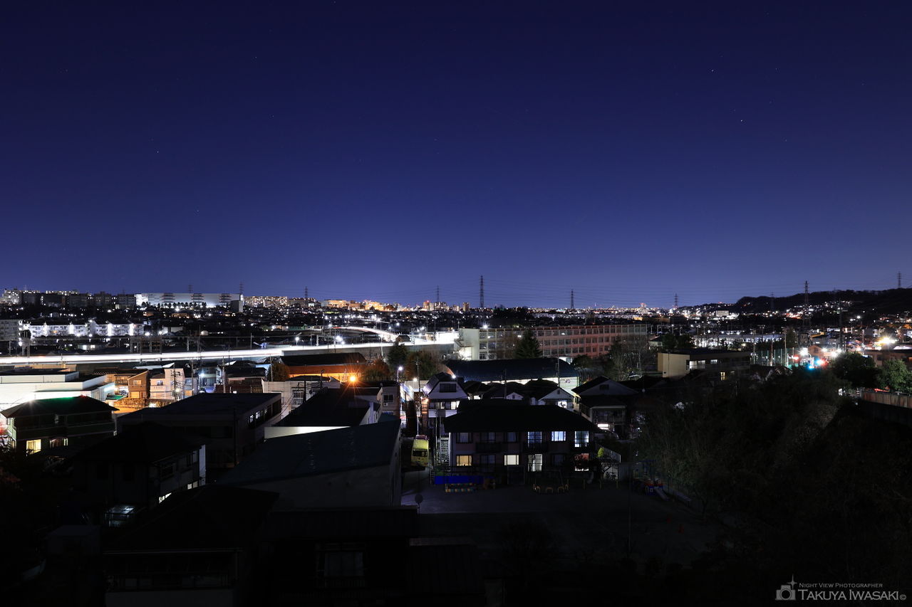 絹ヶ丘橋の夜景スポット写真（1）