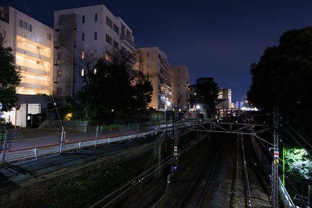田園都市線瀬田跨線橋の夜景スポット写真（4）class=