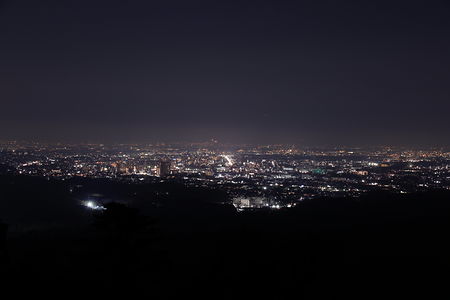 高尾山 かすみ台展望台の夜景スポット写真（3）class=