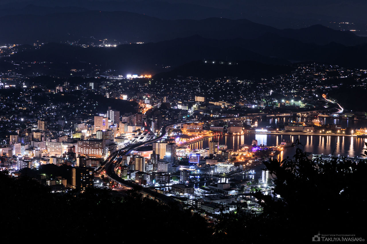 佐世保市街地を見渡す