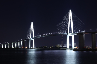 新湊大橋の夜景スポット一覧